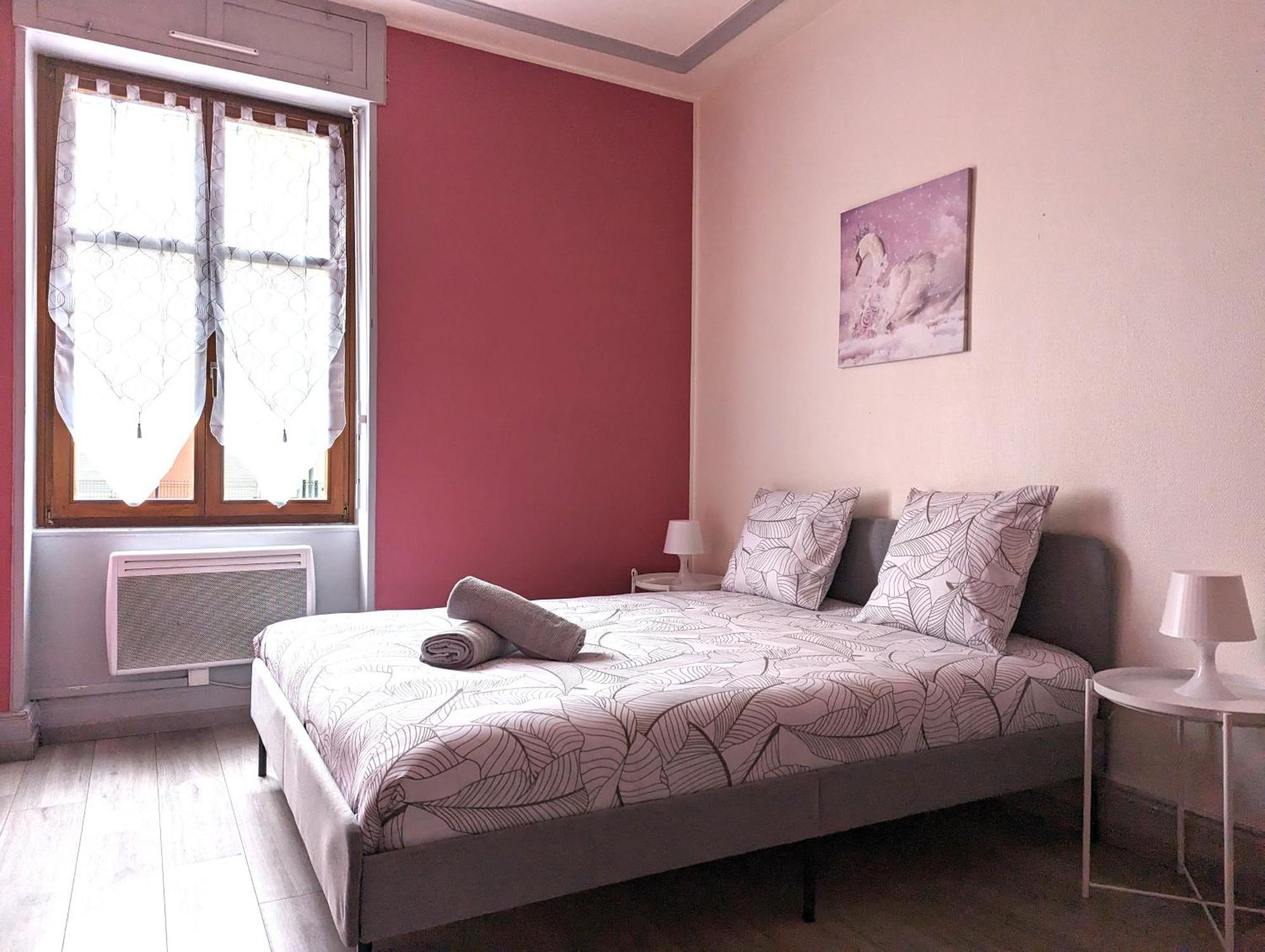 Le Mirage - Appartement 2 Chambres, Salon, Cuisine Equipee, Parking Et Wifi Gratuit Mulhouse Extérieur photo