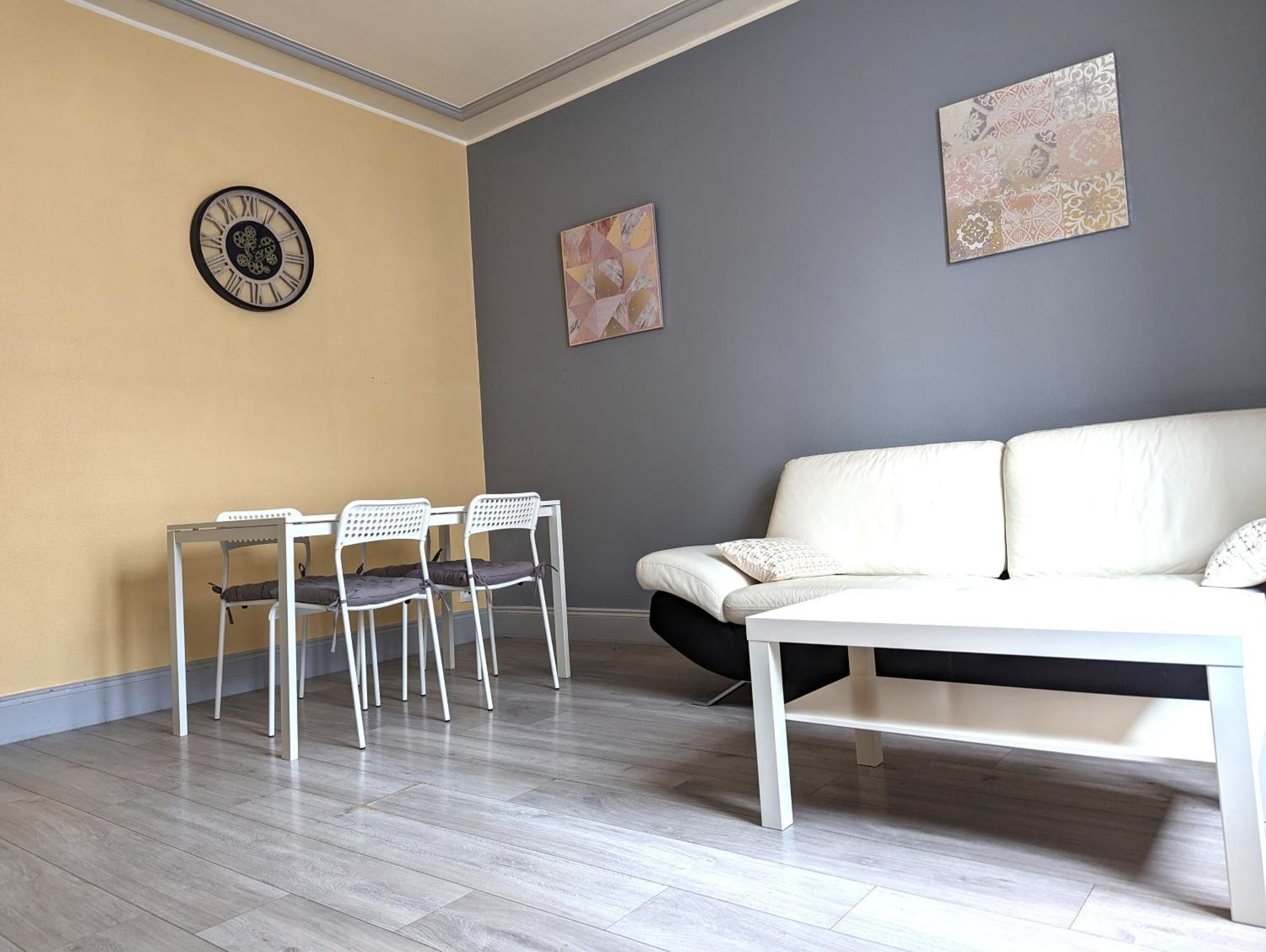 Le Mirage - Appartement 2 Chambres, Salon, Cuisine Equipee, Parking Et Wifi Gratuit Mulhouse Extérieur photo