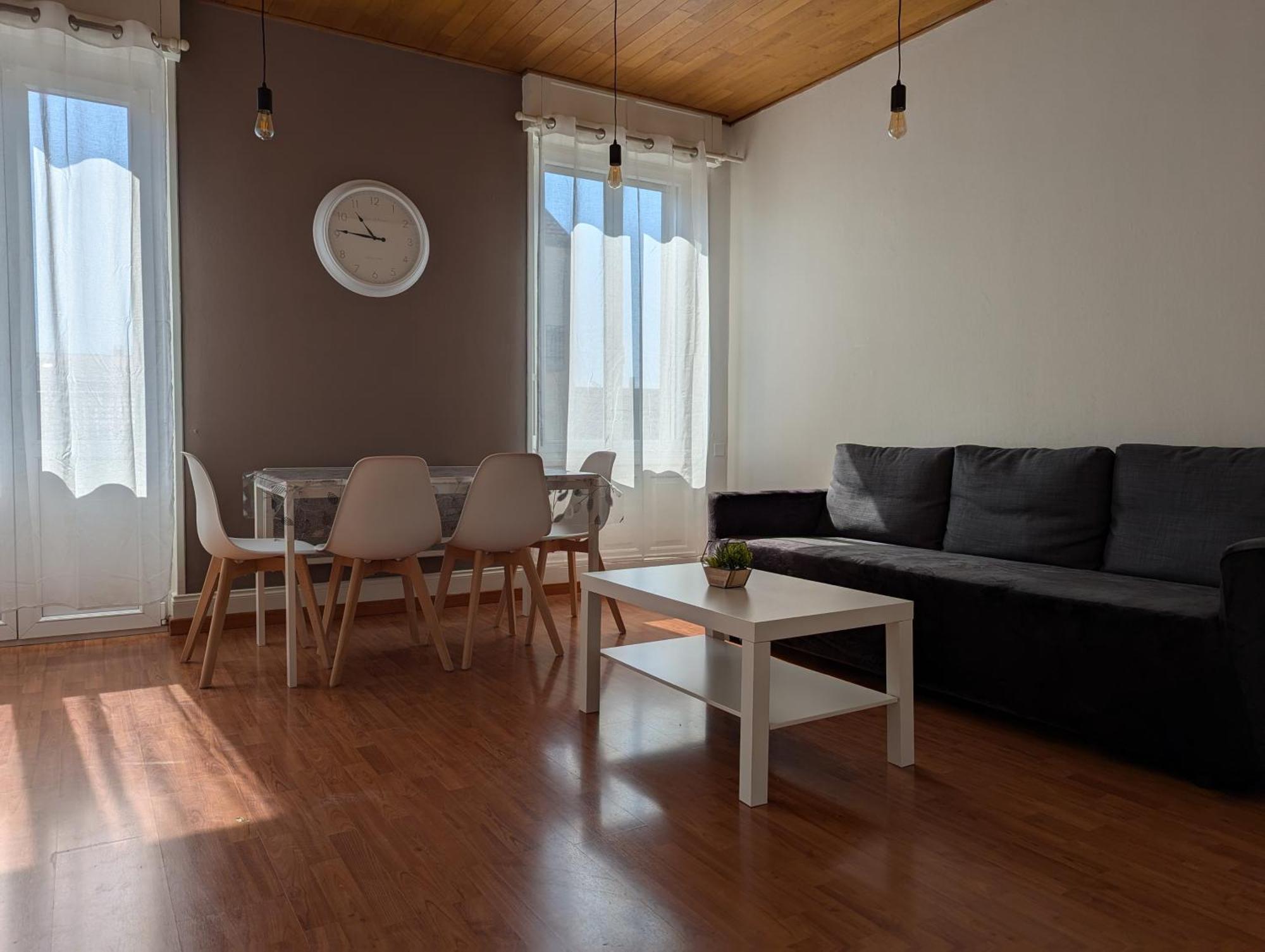 Le Mirage - Appartement 2 Chambres, Salon, Cuisine Equipee, Parking Et Wifi Gratuit Mulhouse Extérieur photo